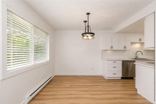 #13-3230 Rutledge St, Saanich, BC 