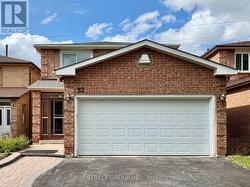 32 PERTHSHIRE STREET Toronto, ON M1V 3A9