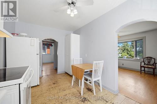 1290 Strathy Avenue, Mississauga, ON - Indoor