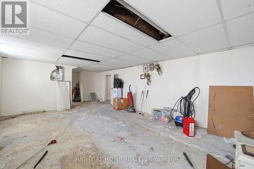1290 Strathy Avenue, Mississauga, ON - Indoor