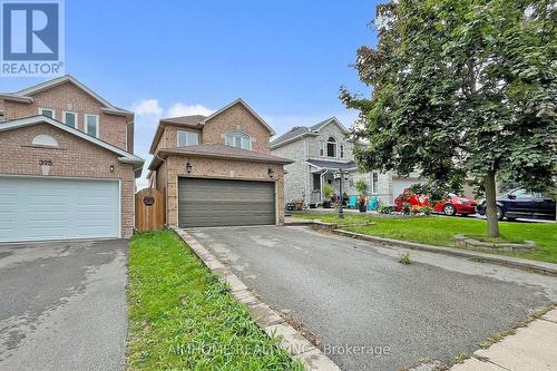 399 FLANAGAN COURT  Newmarket, ON L3X 2G1