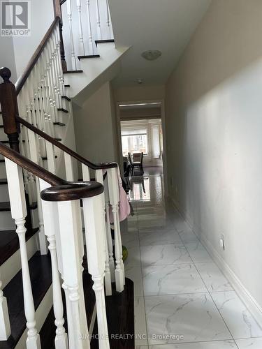 #2 - 403 GRINDSTONE TRAIL , Oakville, Ontario L6H 0S1 2