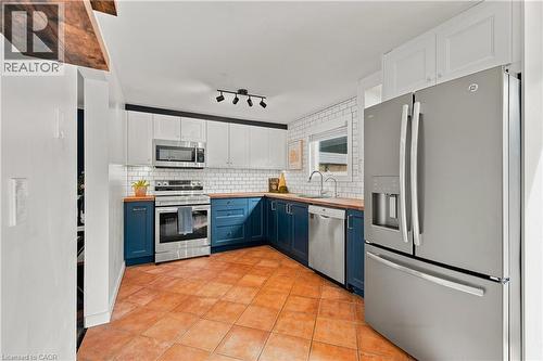 22 Driftwood Drive, Kitchener, ON - Indoor Photo Showing Kitchen With Stainless Steel Kitchen