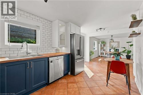 22 Driftwood Drive, Kitchener, ON - Indoor Photo Showing Kitchen With Stainless Steel Kitchen With Double Sink