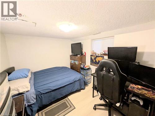 7 Campbell Avenue, Hamilton, ON - Indoor