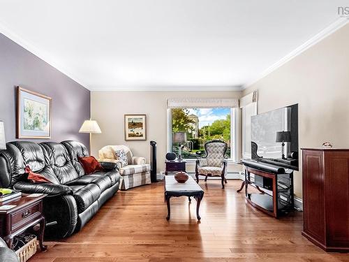 126 Millrun Crescent, Bedford, NS 