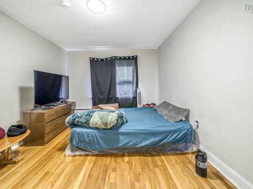 3176/78/80 Stanford Street, Halifax, NS - Indoor Photo Showing Bedroom
