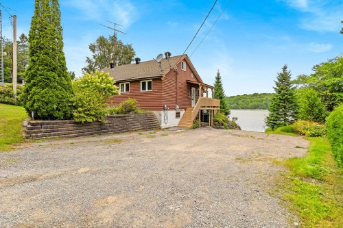 Stationnement - 4320 Rue Laval, Chertsey, QC - Outdoor