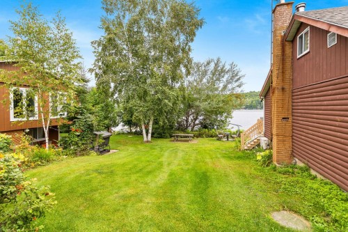 Cour - 4320 Rue Laval, Chertsey, QC - Outdoor