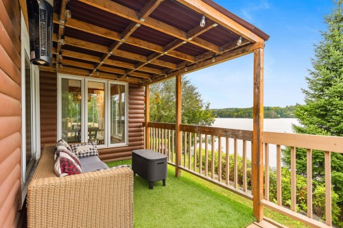 Balcon - 4320 Rue Laval, Chertsey, QC - Outdoor With Exterior