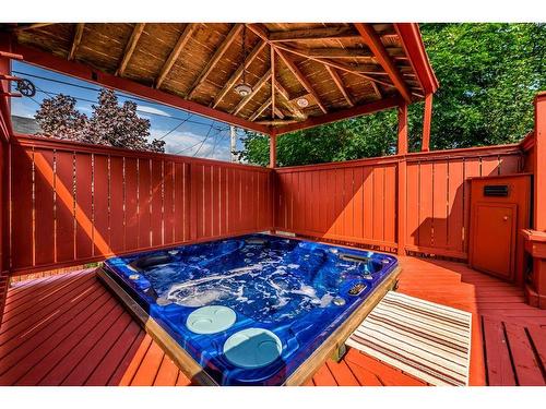 4 Panoramic Place, Paradise, NL - Outdoor