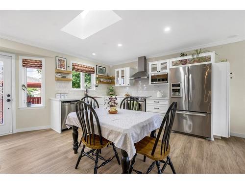 4 Panoramic Place, Paradise, NL - Indoor Photo Showing Dining Room