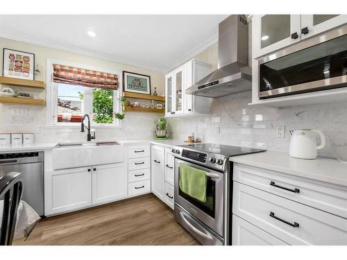 4 Panoramic Place, Paradise, NL - Indoor Photo Showing Kitchen With Stainless Steel Kitchen With Upgraded Kitchen