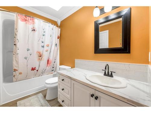 4 Panoramic Place, Paradise, NL - Indoor Photo Showing Bathroom