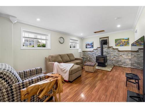 4 Panoramic Place, Paradise, NL - Indoor Photo Showing Living Room