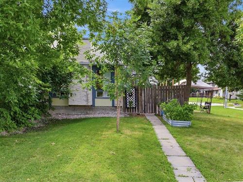 96 Gables Crt, Winnipeg, MB - Outdoor