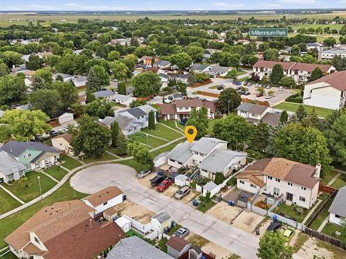 96 Gables Crt, Winnipeg, MB - Outdoor With View