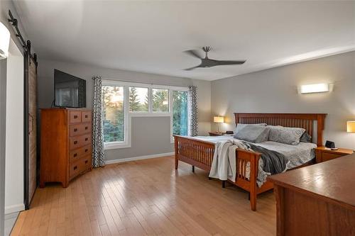 5 Red River Pl, St Andrews, MB - Indoor Photo Showing Bedroom