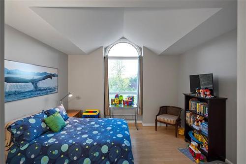 5 Red River Pl, St Andrews, MB - Indoor Photo Showing Bedroom