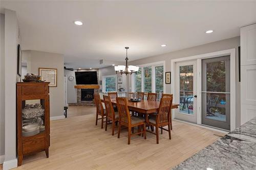 5 Red River Pl, St Andrews, MB - Indoor Photo Showing Dining Room