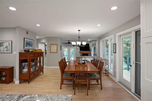 5 Red River Pl, St Andrews, MB - Indoor Photo Showing Dining Room