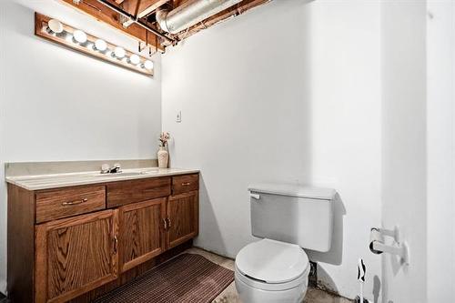 16 Glenthorne Cr, Winnipeg, MB - Indoor Photo Showing Bathroom