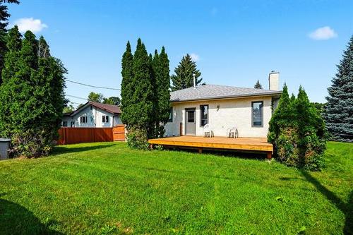 16 Glenthorne Cr, Winnipeg, MB - Outdoor With Deck Patio Veranda