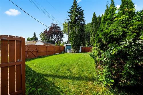 16 Glenthorne Cr, Winnipeg, MB - Outdoor