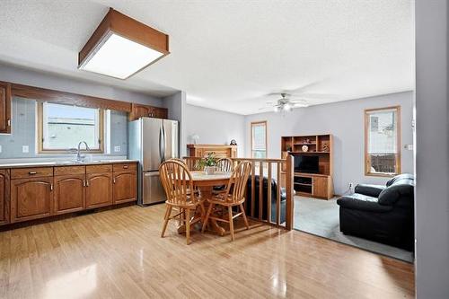 16 Glenthorne Cr, Winnipeg, MB - Indoor
