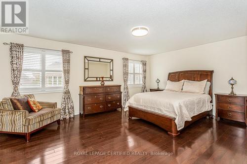 3226 Paul Henderson Drive, Mississauga, ON - Indoor Photo Showing Bedroom