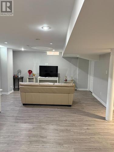 3226 Paul Henderson Drive, Mississauga, ON - Indoor