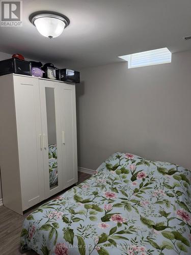 3226 Paul Henderson Drive, Mississauga, ON - Indoor Photo Showing Bedroom