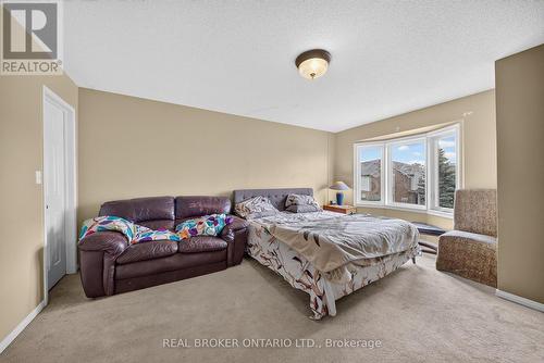 77 - 800 Paramount Drive, Hamilton, ON - Indoor Photo Showing Bedroom
