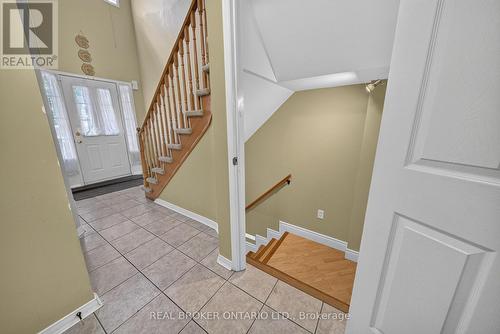 77 - 800 Paramount Drive, Hamilton, ON - Indoor Photo Showing Other Room