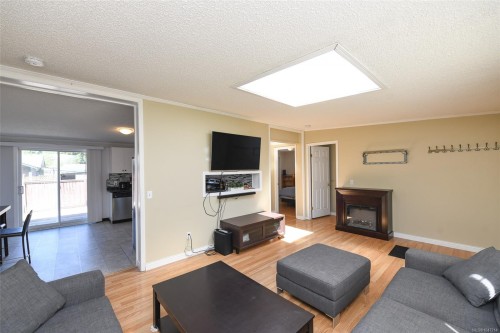 41 Atluck Ave, Woss, BC 