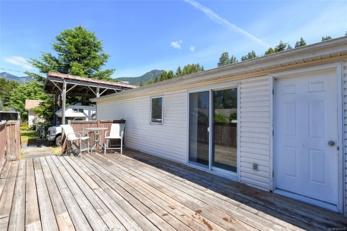 41 Atluck Ave, Woss, BC 