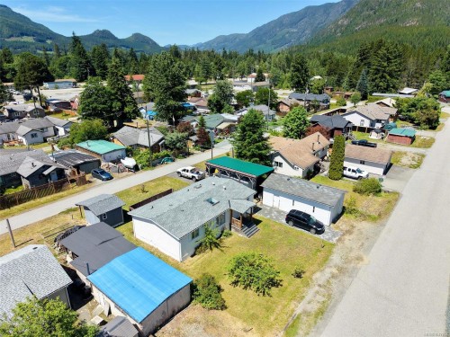 41 Atluck Ave, Woss, BC 