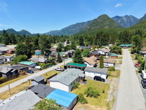 41 Atluck Ave, Woss, BC 