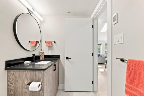 #403-1015 Johnson St, Victoria, BC - Indoor Photo Showing Other Room