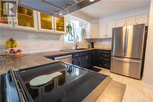189 Rayside Avenue, Azilda, ON - Indoor Photo Showing Kitchen