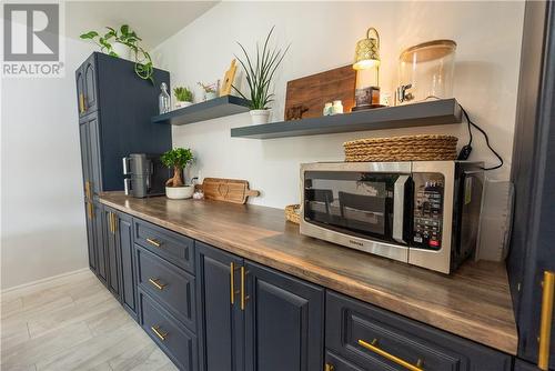 189 Rayside Avenue, Azilda, ON - Indoor With Fireplace