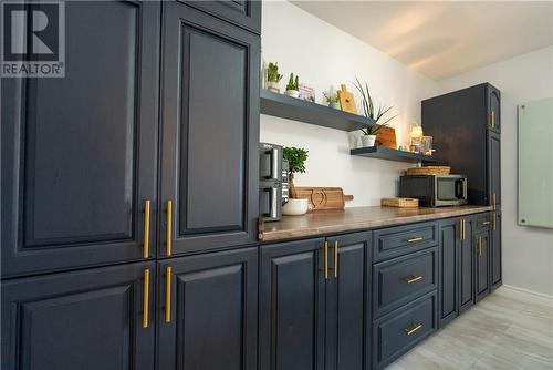 189 Rayside Avenue, Azilda, ON - Indoor Photo Showing Kitchen