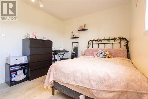 189 Rayside Avenue, Azilda, ON - Indoor Photo Showing Bedroom