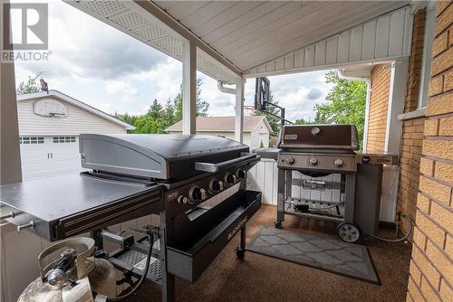 189 Rayside Avenue, Azilda, ON - Outdoor With Exterior