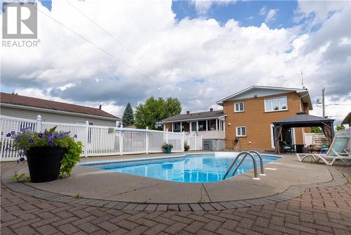 189 Rayside Avenue, Azilda, ON - Outdoor With In Ground Pool