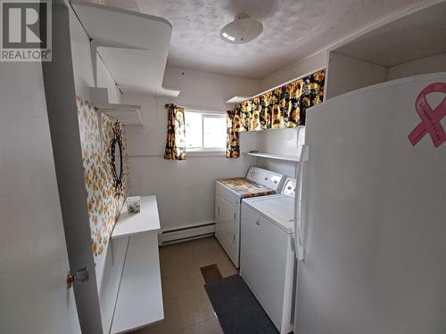 124 Riverside Road E, Glovertown, NL - Indoor Photo Showing Laundry Room