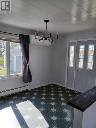 124 Riverside Road E, Glovertown, NL - Indoor Photo Showing Other Room