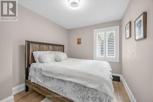 14 Agar Crescent, Toronto, ON - Indoor Photo Showing Bedroom