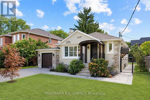 14 Agar Crescent, Toronto, ON - Outdoor With Facade