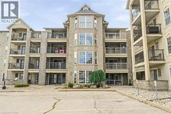 1451 WALKERS Line Unit# 108  Burlington, ON L7M 4P1